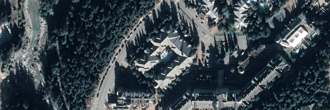 Glacier Lodge building photo