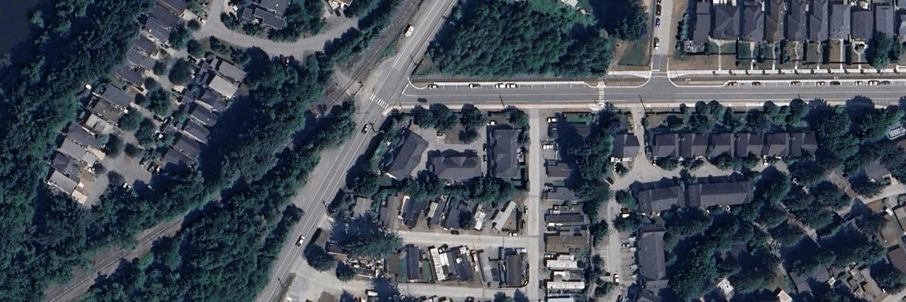Mountain Mews building photo