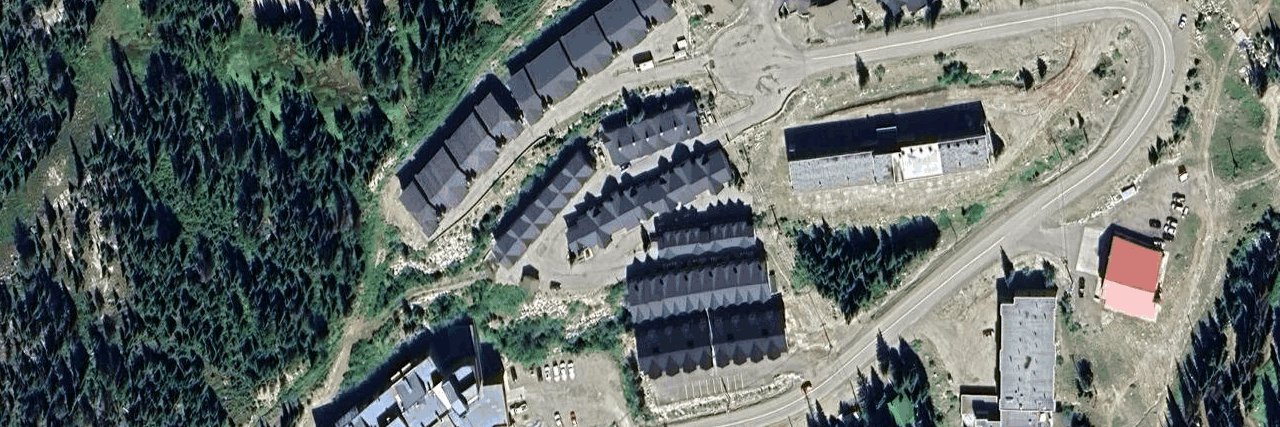 Strata Building building photo