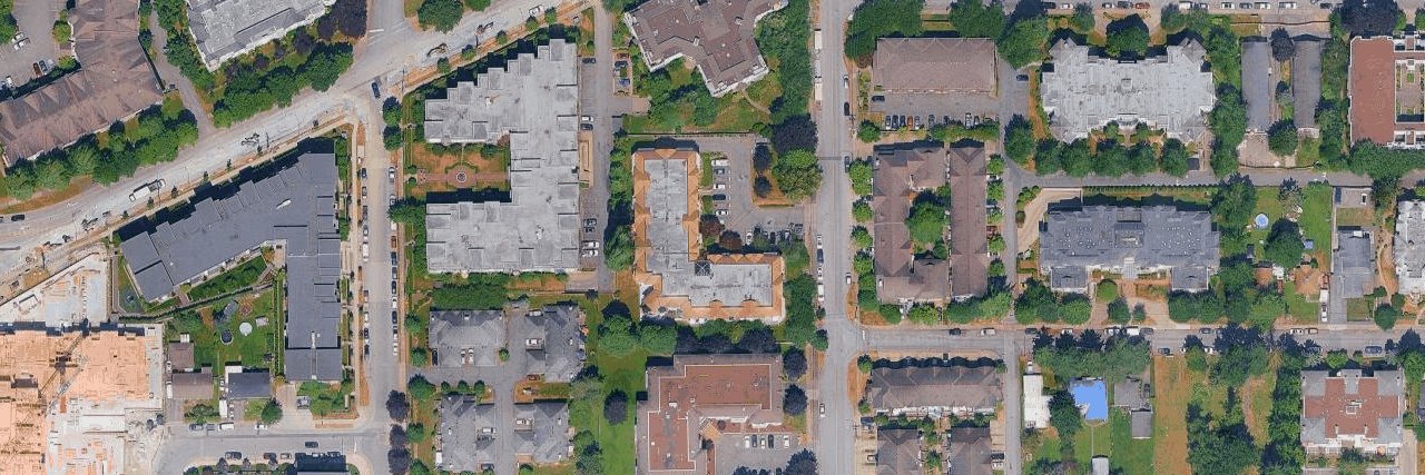 Vista Gardens building photo