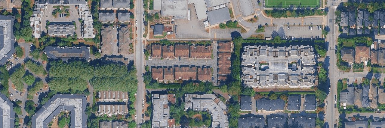 Bentley Court building photo