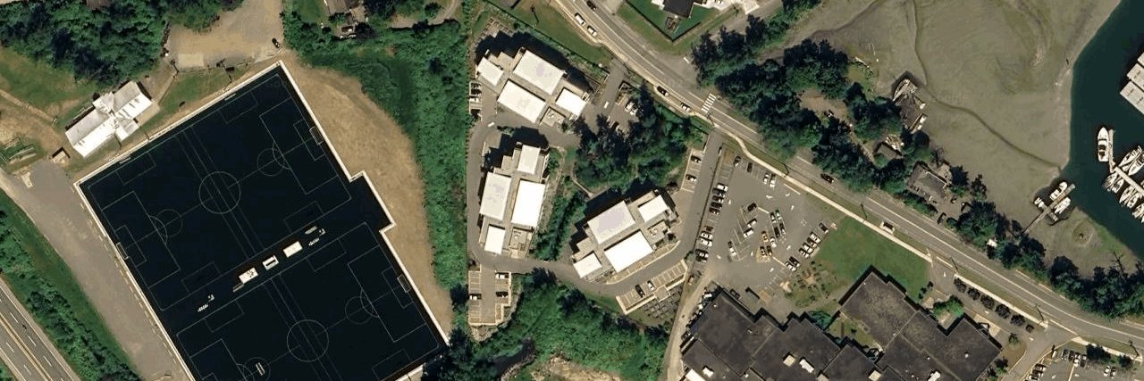 Regatta Park building photo