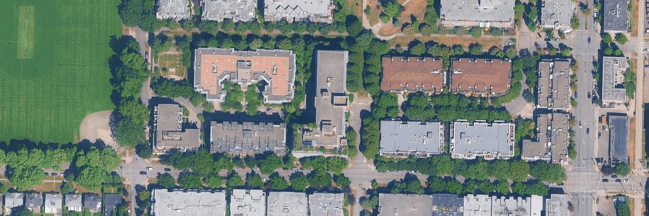 Seasons Arbutus building photo