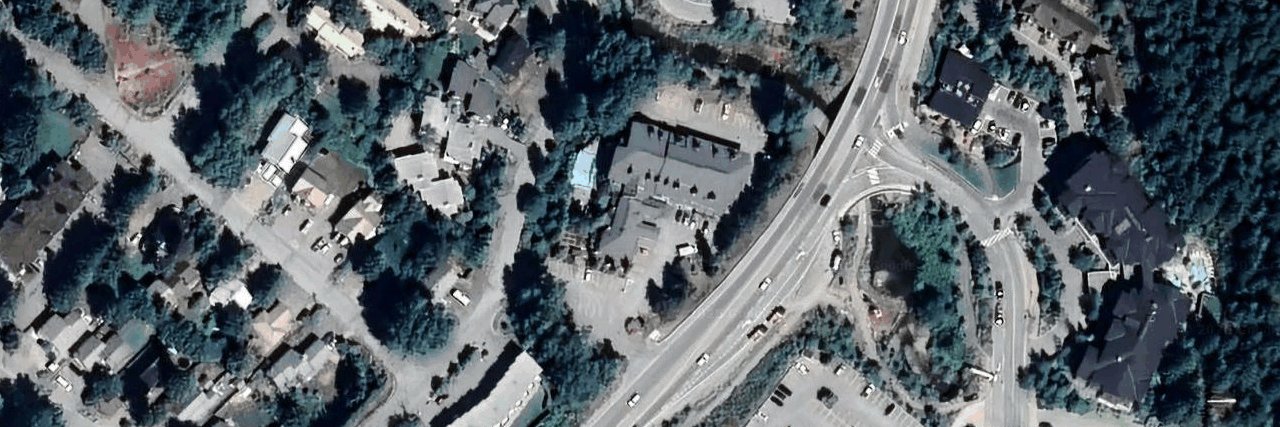 Whistler Creek Lodge building photo