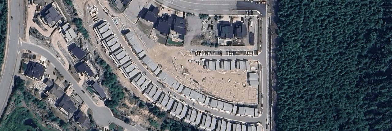 Terrain At Garibaldi Springs building photo