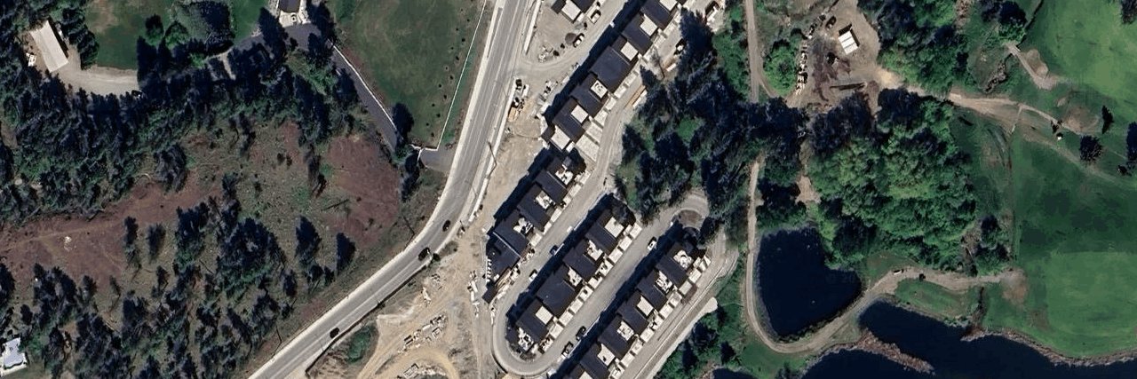 Strata Building building photo