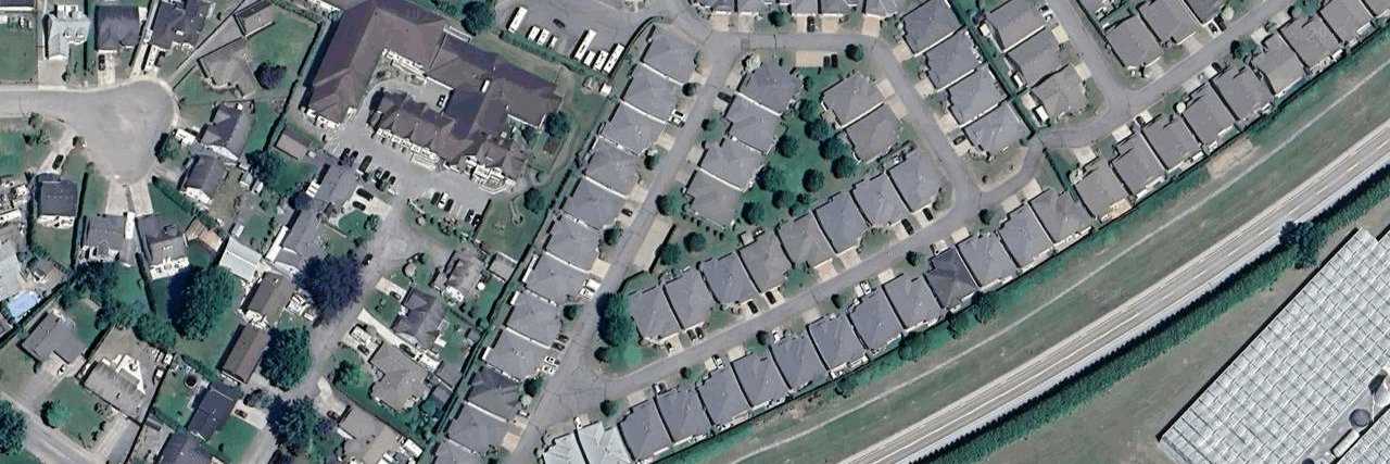 Maplewood Village building photo