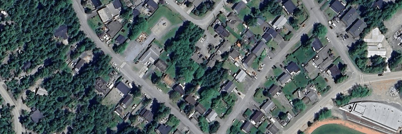 HOLLY PARK DUPLEXES building photo