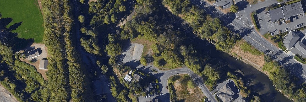 Riverstone Place building photo