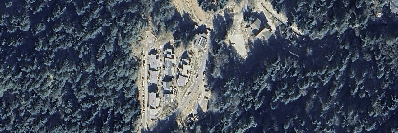 Strata Building building photo