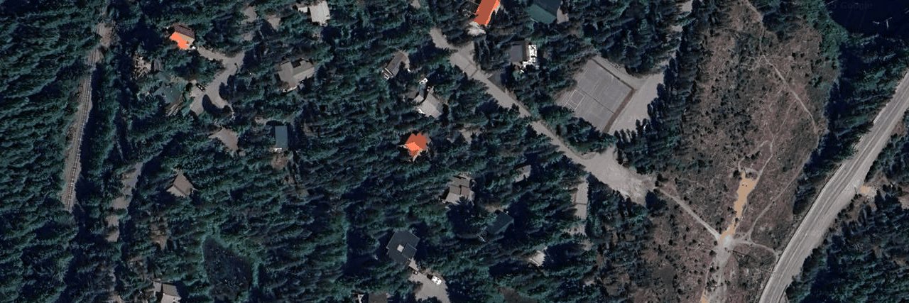 Pinecrest Estates building photo