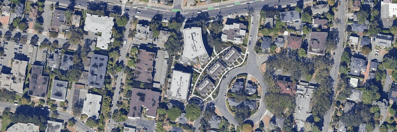 Bellewood Park building photo