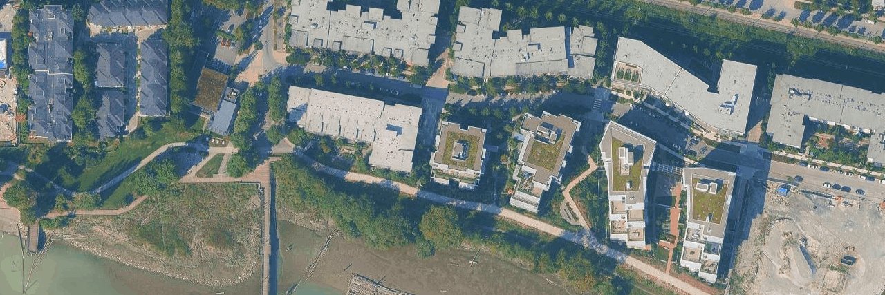 Shoreline building photo