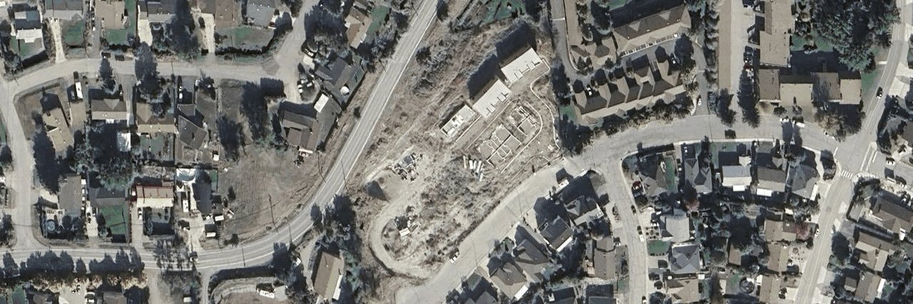 Strata Building building photo