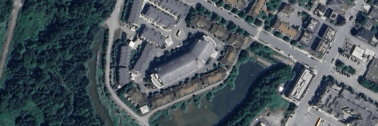 Aqua At Coastal Village building photo