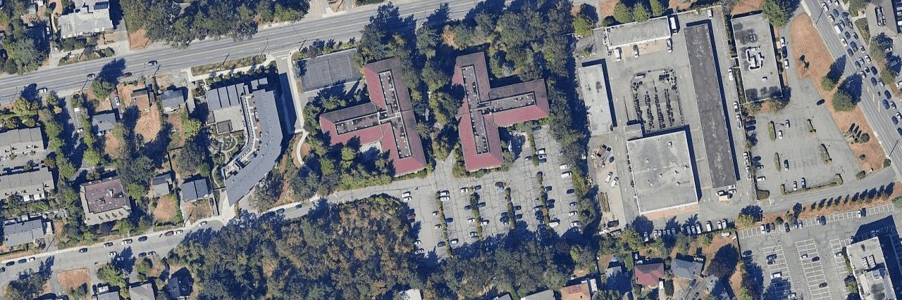 Royal Woods Windsor building photo