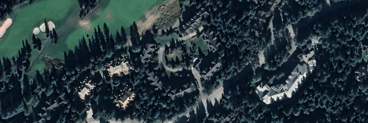 Blackcomb Greens building photo