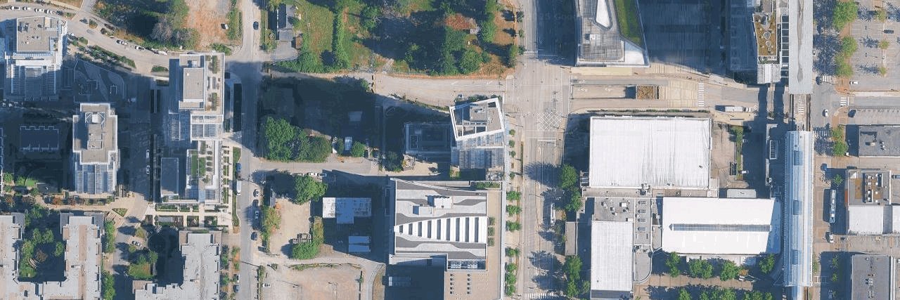 Prime On The Plaza building photo