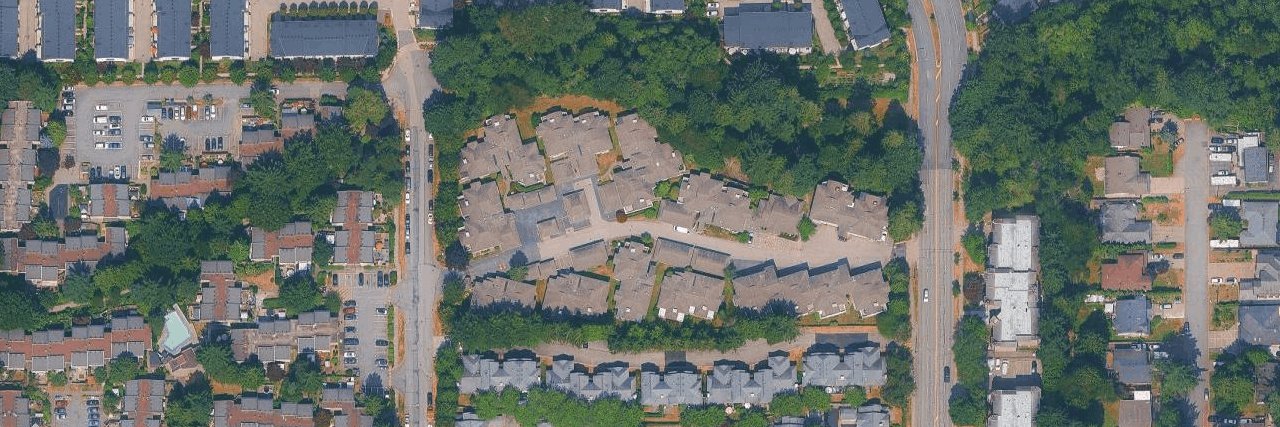 Glenwood Village On The Park building photo