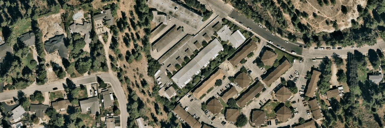 Strata Building building photo