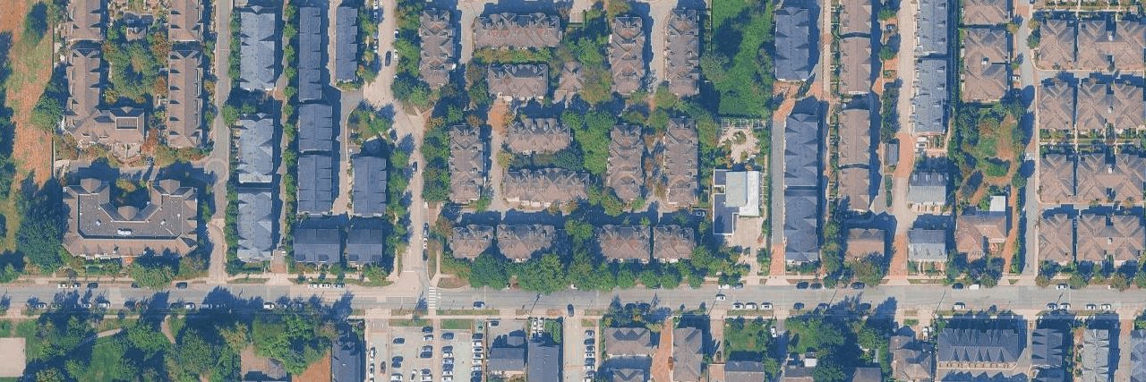 The Hamptons By Cressey building photo