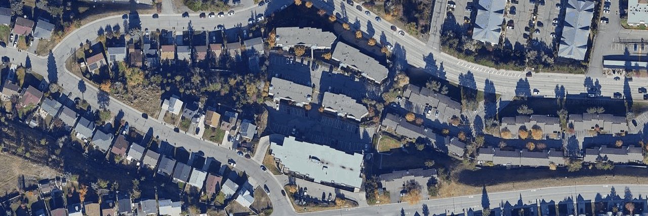 Strata Building building photo