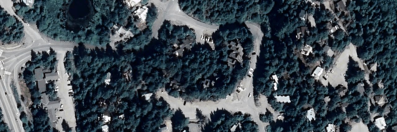 Whistler Highlands building photo