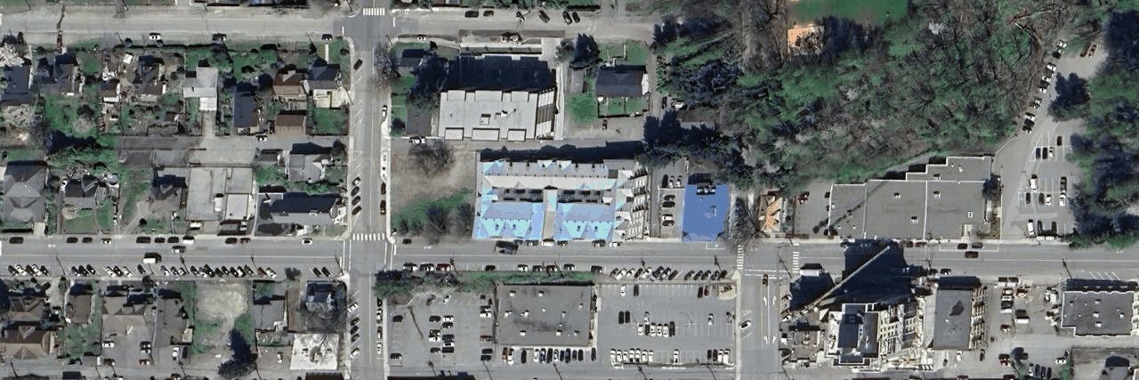 Mission Manor building photo