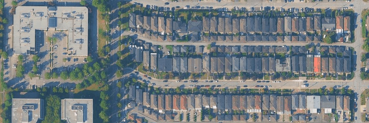 Duplex building photo