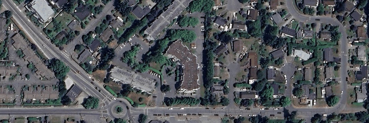 BRENTWOOD LANE building photo
