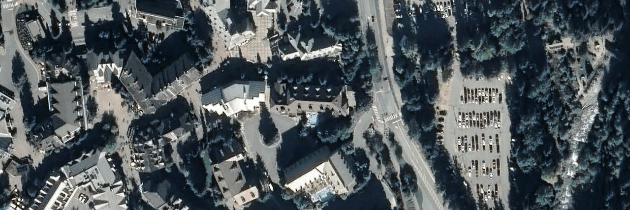 Whistler Village Inn building photo