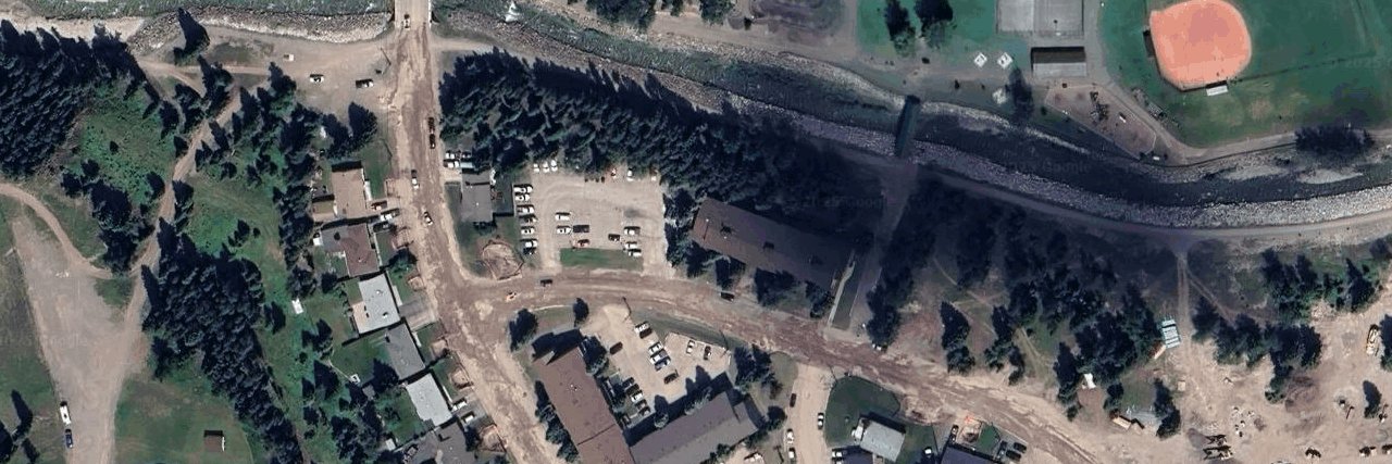 Strata Building building photo