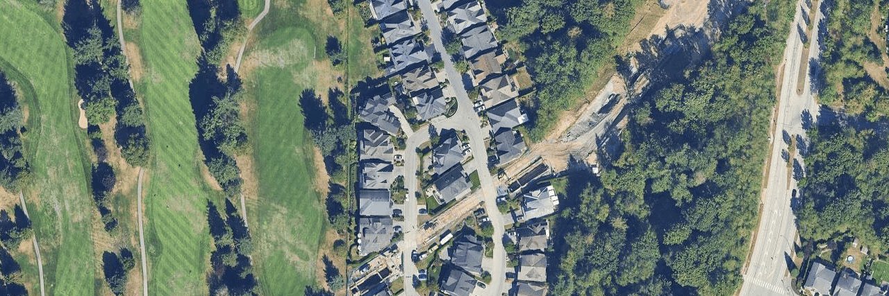 Golf Course Drive building photo