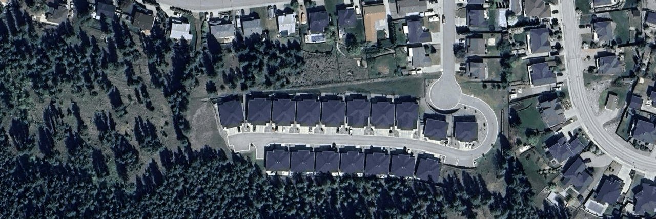 Strata Building building photo