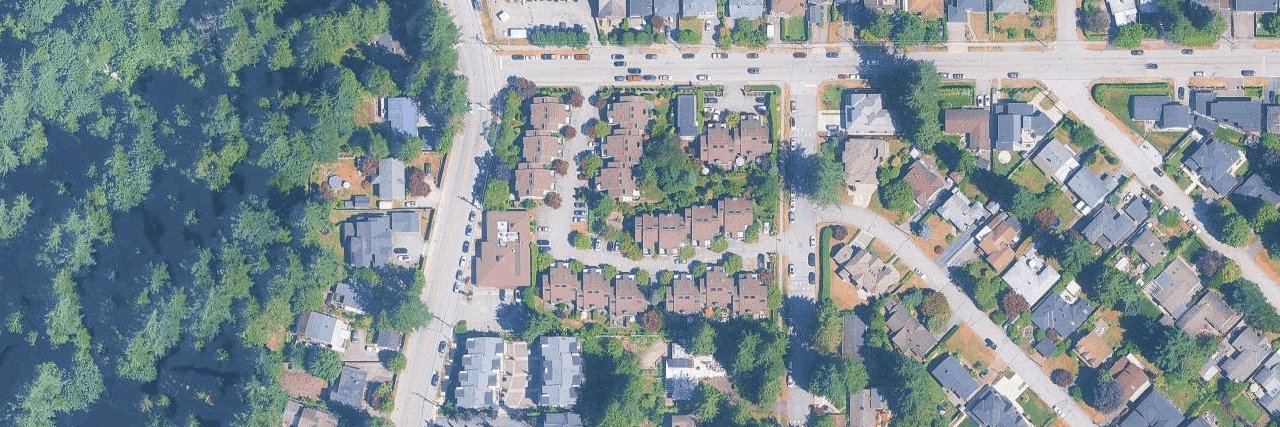 Montroyal Village building photo