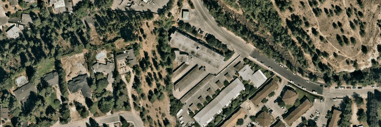 Strata Building building photo