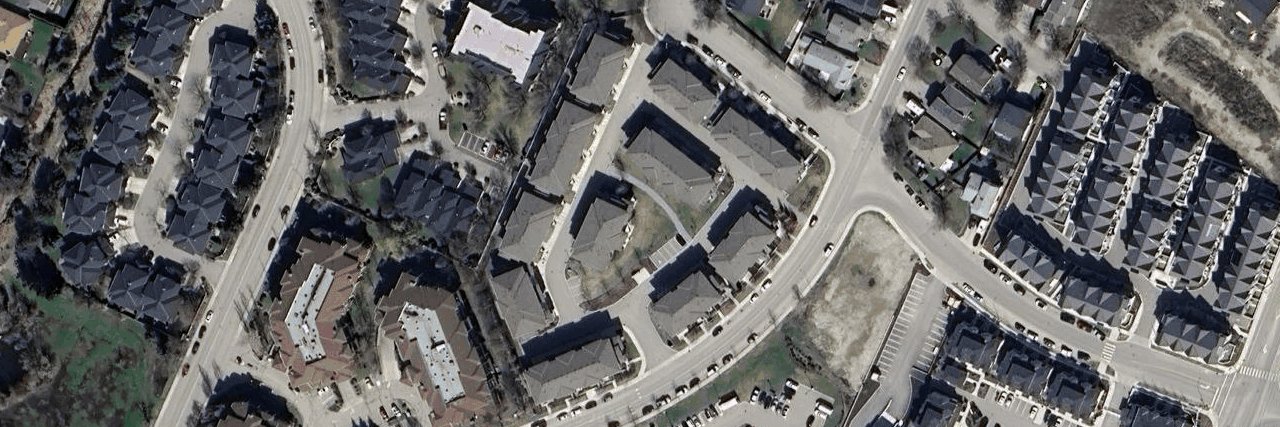 Strata Building building photo
