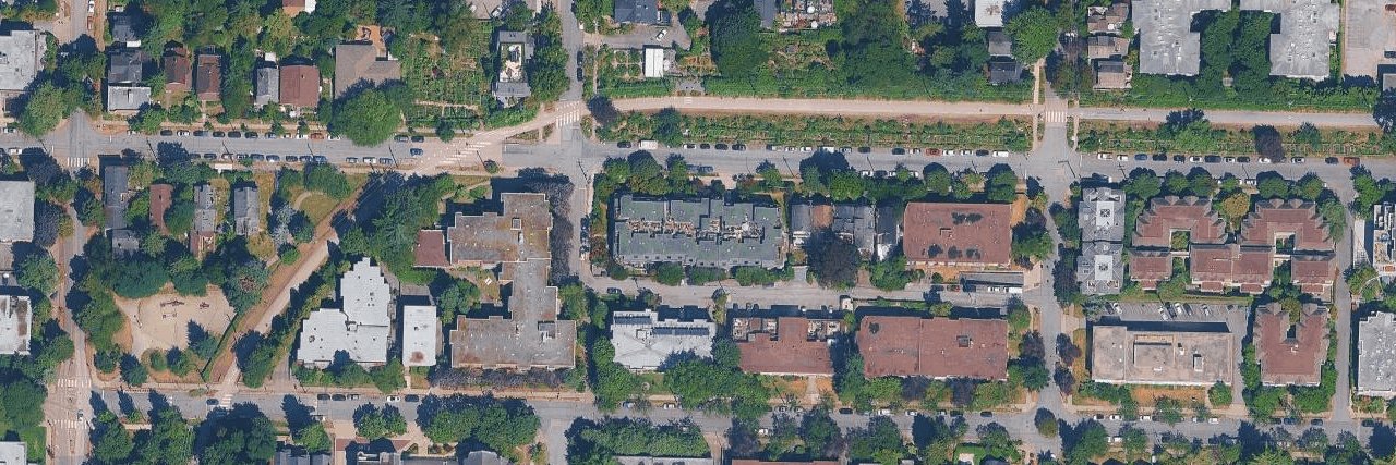 Mapleview Place building photo