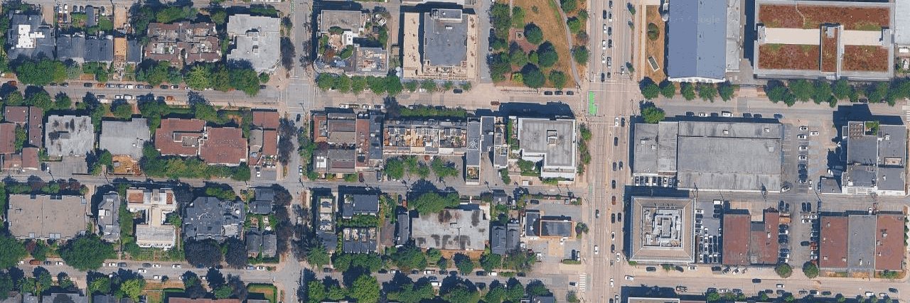 Yorkville Mews building photo