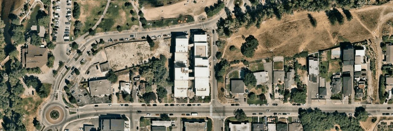 Strata Building building photo