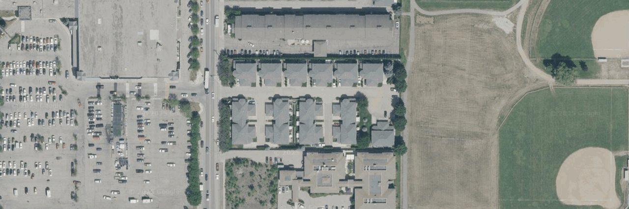 Strata Building building photo