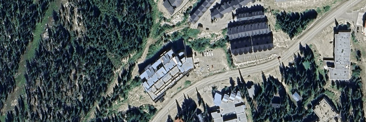 Strata Building building photo