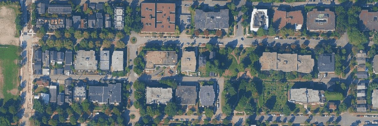 Ivan Manor building photo