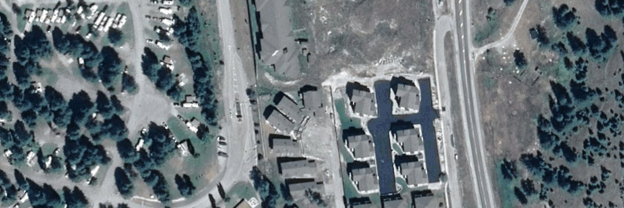 Strata Building building photo