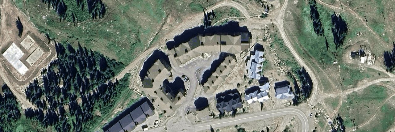 Strata Building building photo