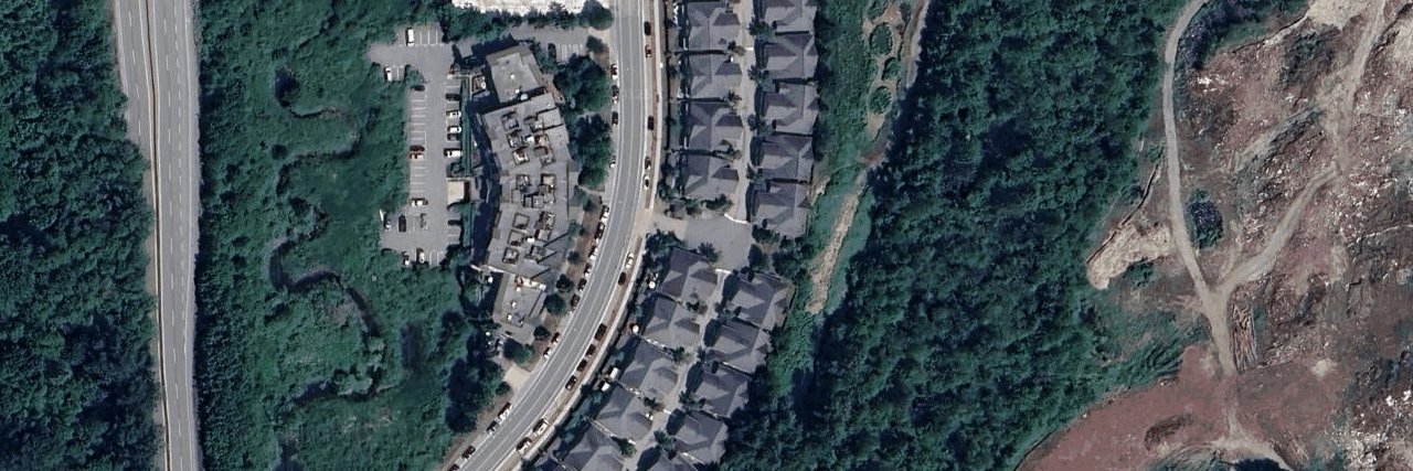 Greenside Estates building photo