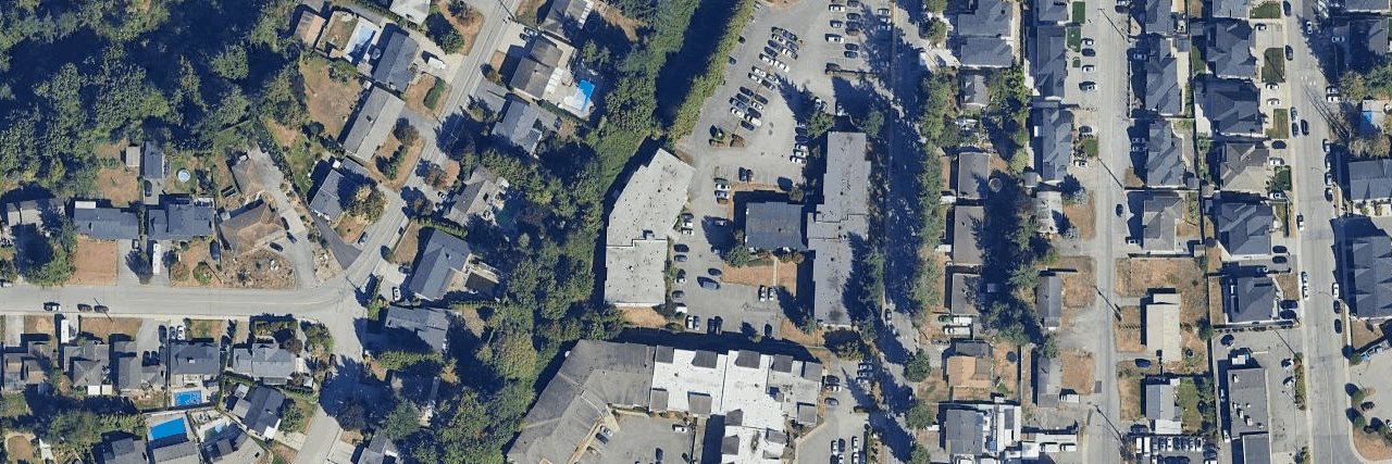 Woodridge Estates building photo