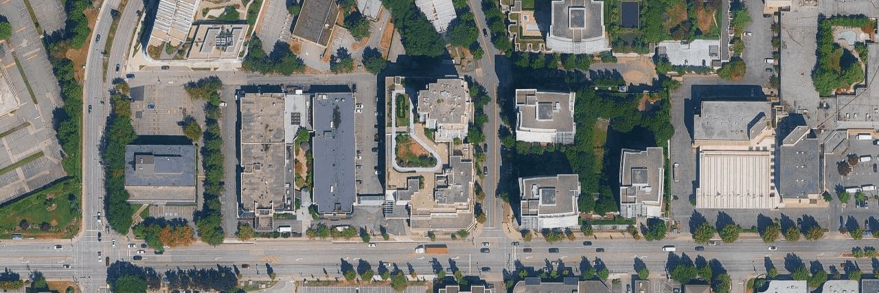 Executive Airport Plaza building photo