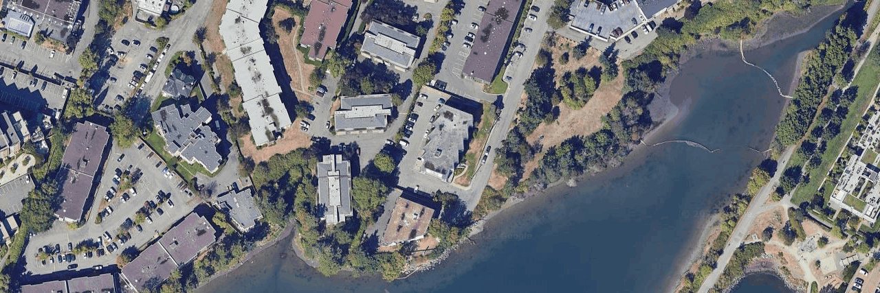 Ocean Manor building photo
