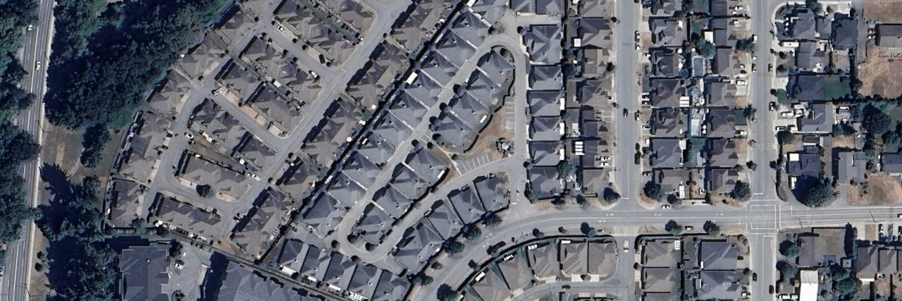 Villas At Sardis Park building photo